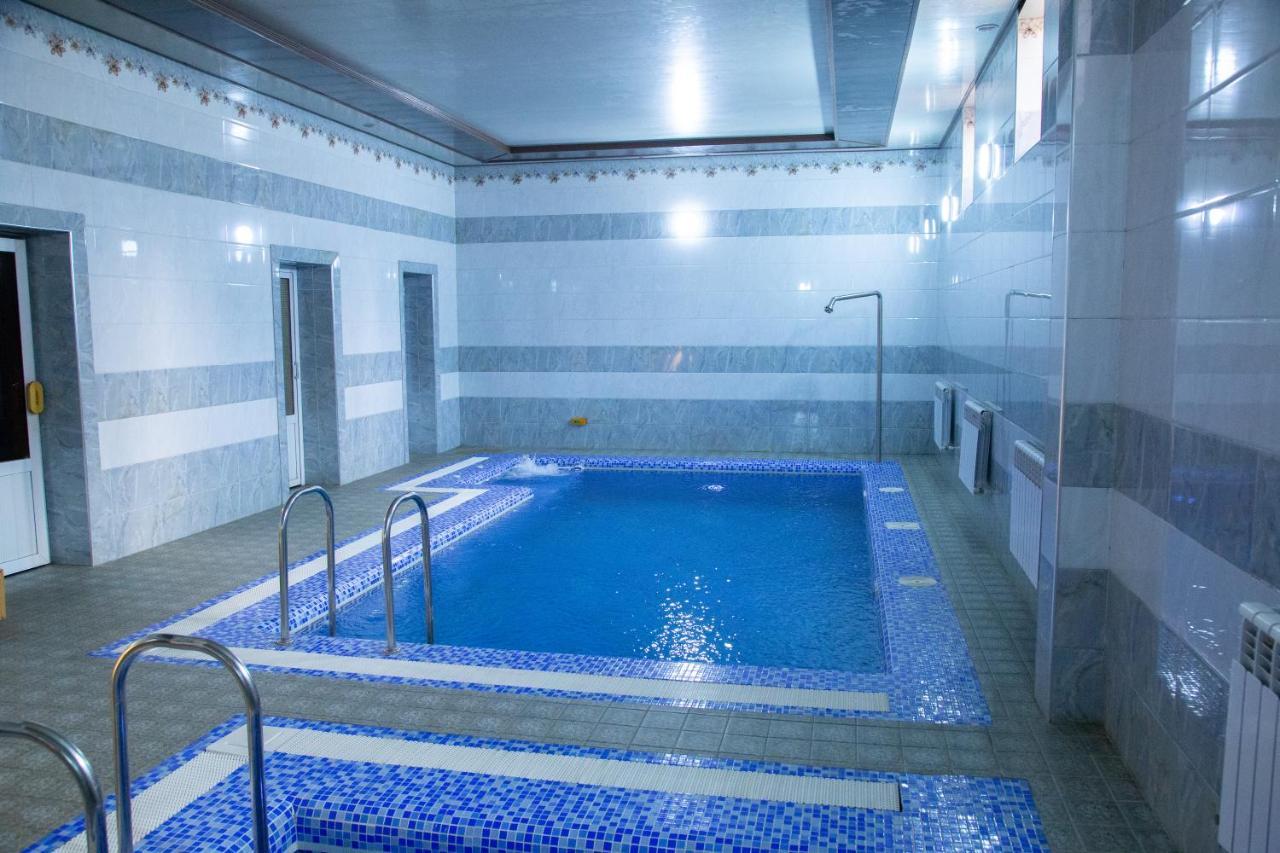 Buyuk Ipak Yo'Li Hotel Namangan Exterior photo